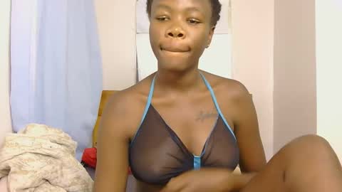 poppy online show from April 23, 8:33 am