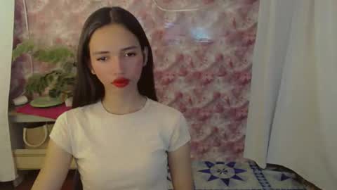 CHRISTINE online show from May 31, 5:35 am