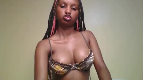 sweetberry30 online show from March 11, 11:12 am