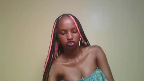 sweetberry30 online show from March 12, 10:26 am