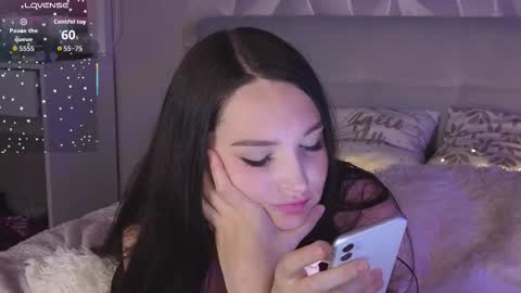 sweetbitch3191 online show from December 18, 9:58 am