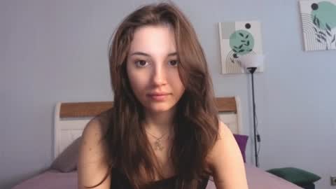 Eva  online show from June 9, 4:01 am