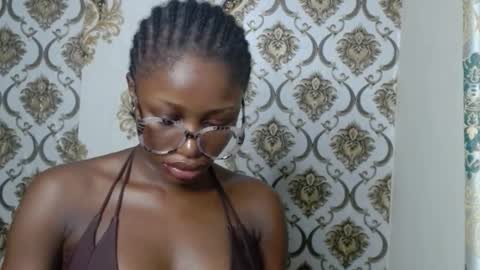 zuri online show from March 15, 11:07 pm