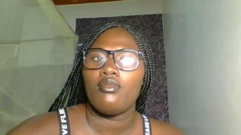 sweet laddy online show from August 7, 7:32 pm