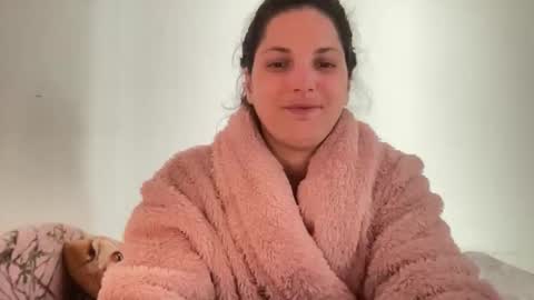 sweetmandyy online show from April 8, 8:05 am