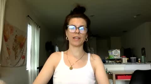 sweetriddance online show from April 11, 4:54 pm