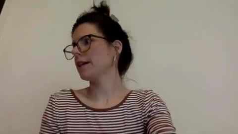 sweetriddance online show from April 15, 7:14 pm