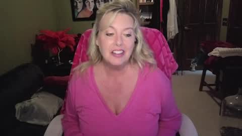 Janie online show from May 9, 6:10 pm