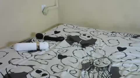 Sarah online show from November 4, 9:42 pm