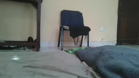 sweetyass25 online show from May 5, 6:38 am