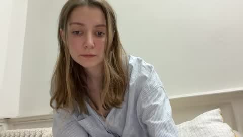 Lily online show from July 28, 11:48 pm