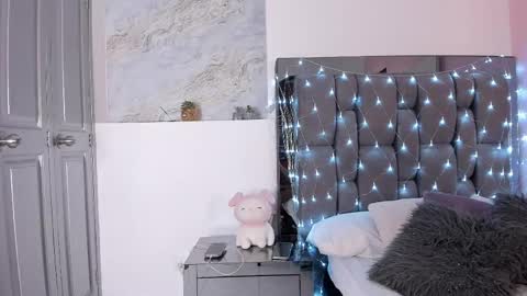 Your dream online show from April 12, 2:09 pm