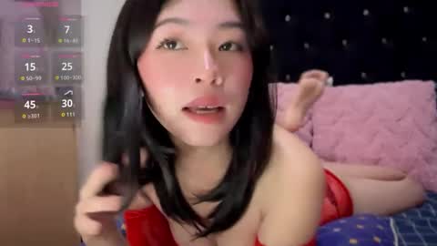 Holly online show from June 5, 1:31 am