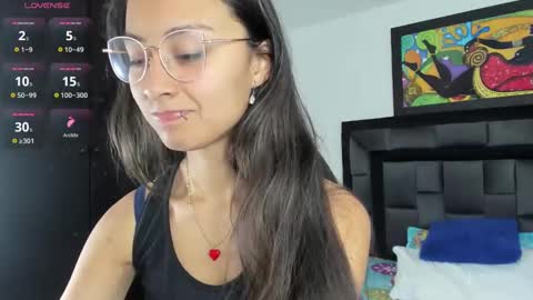 Tati online show from March 12, 12:04 pm