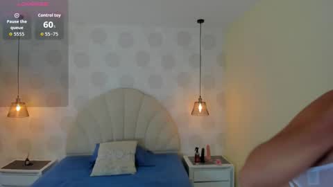 T A T I  online show from March 17, 7:18 pm