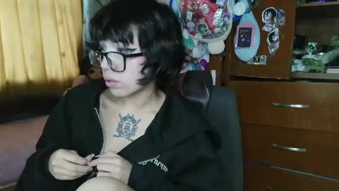 Terra Elowen online show from April 16, 9:39 pm