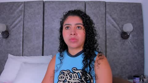 thara webstter online show from April 6, 11:33 am