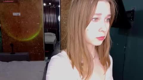 Vicky online show from March 12, 6:21 pm