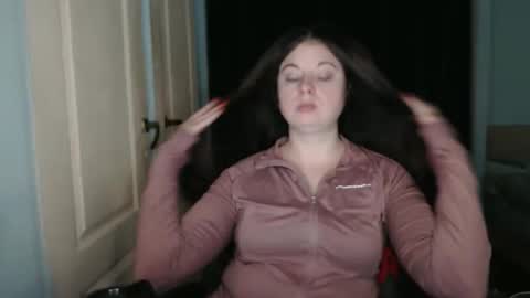 raissa online show from May 18, 2:34 pm