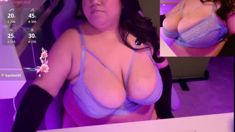TheBouncingBetty online show from June 5, 5:19 pm