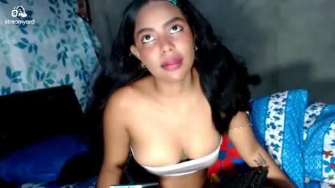 las cabras online show from June 11, 12:32 am