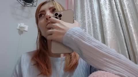 sara online show from March 22, 2:17 am