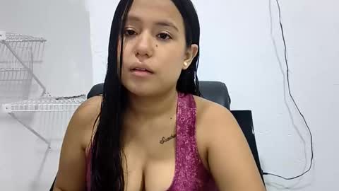 tifany_peres online show from June 8, 3:51 am