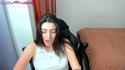 Tina online show from April 7, 7:27 pm