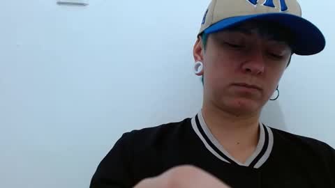 Blue online show from February 24, 7:56 pm