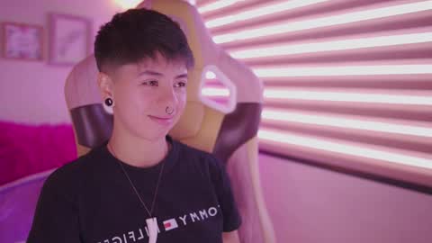 Blue  online show from March 12, 1:14 pm