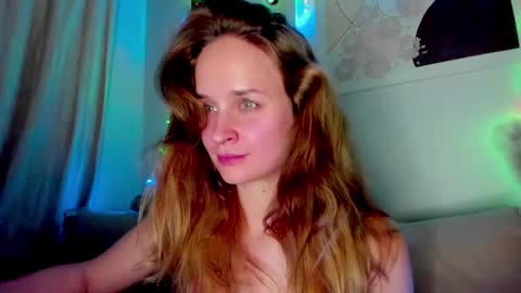 Tony and Alice online show from November 30, 7:18 pm