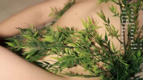 Toshi online show from April 12, 1:03 pm