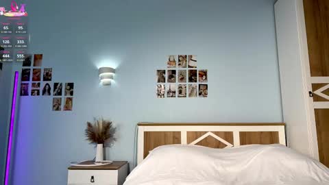 Rebeca online show from March 28, 3:00 pm