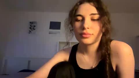 Alex3 online show from August 6, 5:53 pm