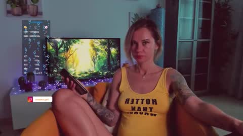 Hey my name is Kiri Kiri online show from September 24, 12:26 pm