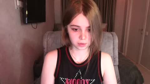 tripleprinces online show from February 11, 4:56 pm