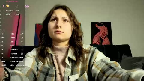 trixibell online show from April 17, 2:57 am