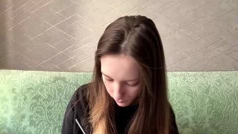 Hello Viola here   Help me to make 50 thumbs up 333 online show from March 8, 10:19 am