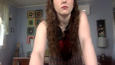 Lola Moonstone online show from March 13, 3:24 pm