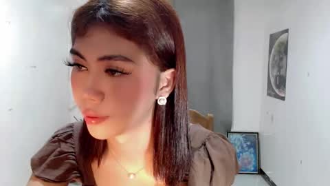        online show from May 14, 2:01 pm