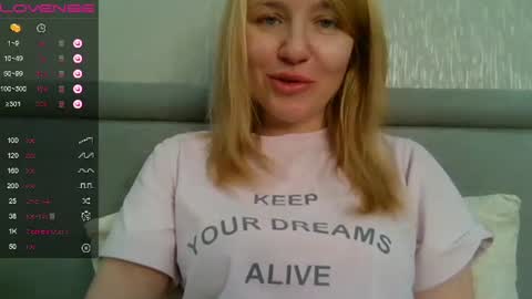 urbadkitty online show from February 26, 9:12 am