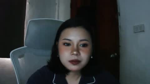 urdirty_slut_rebecca online show from May 23, 2:32 am