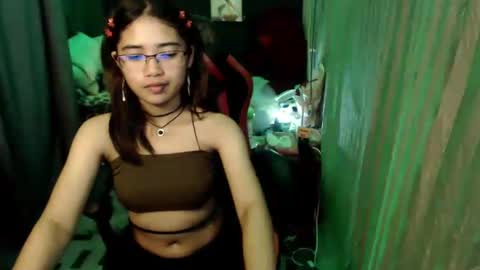 urdreamgirljayne online show from December 27, 12:29 am