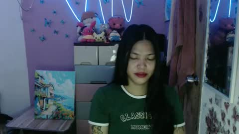 hi im kim online show from March 24, 12:38 am