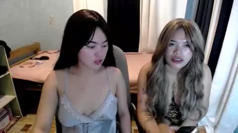 urqueen_boobsxx online show from April 4, 3:33 pm