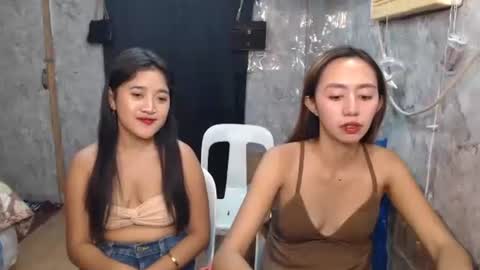 ursweetpinky online show from May 10, 12:56 am