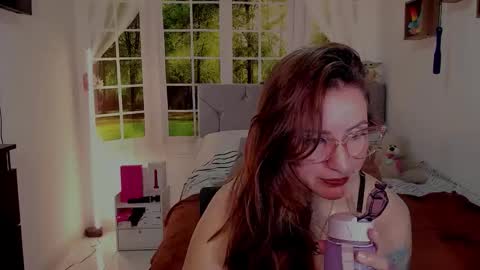 Vanessa online show from June 6, 7:31 pm