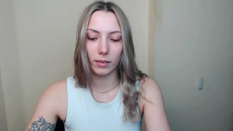 Vanessa online show from April 8, 4:42 pm