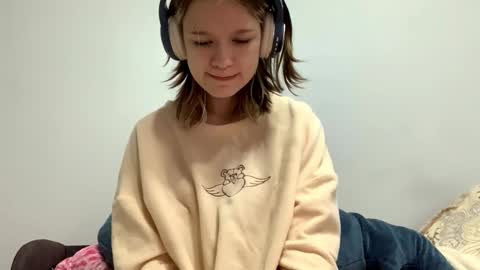 Viola online show from September 27, 12:34 pm