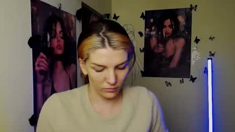 Vanessa online show from March 9, 6:11 pm